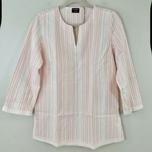UNTUCKit Women’s Durfort Style Shirt Size 8 NWT